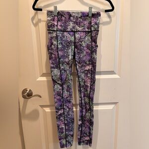 Women’s Lululemon Fast and Free reflective leggings